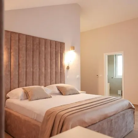 Castello Exclusive With Breakfast - By Ta Leut Agency 4*