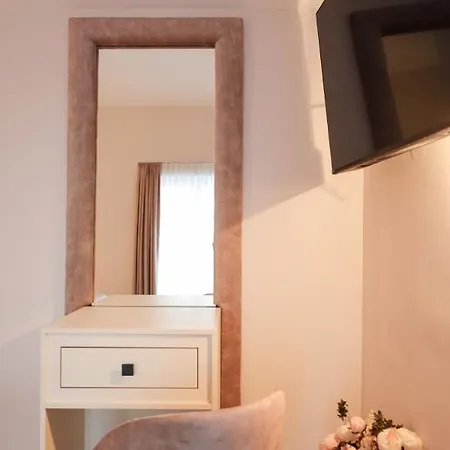 Castello Exclusive With Breakfast - By Ta Leut Agency Privlaka (Zadar)