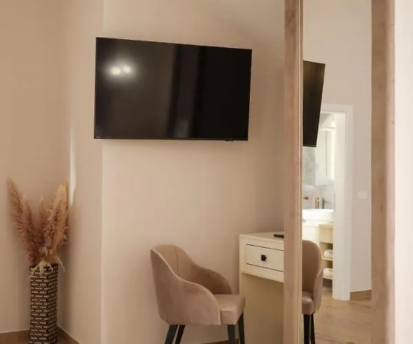 Konukevi Castello Exclusive With Breakfast - By Ta Leut Agency 4*