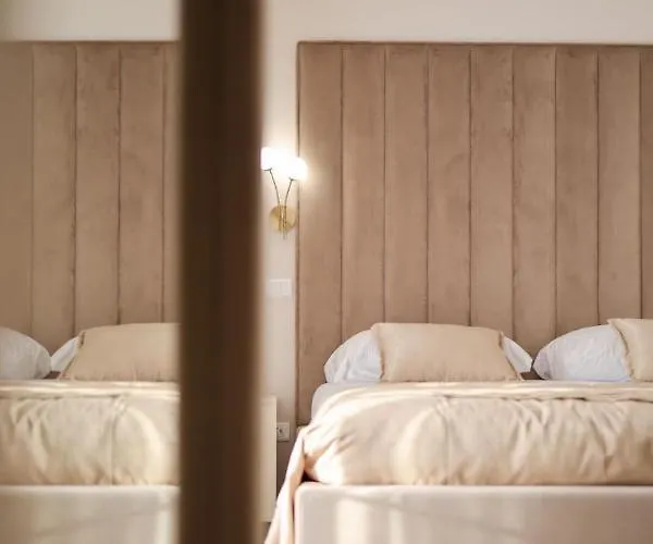 Castello Exclusive With Breakfast - By Ta Leut Agency Penzion 4*