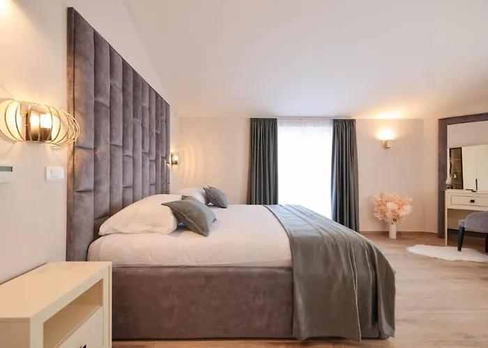 Castello Exclusive With Breakfast - By Ta Leut Agency Penzion Privlaka (Zadar)